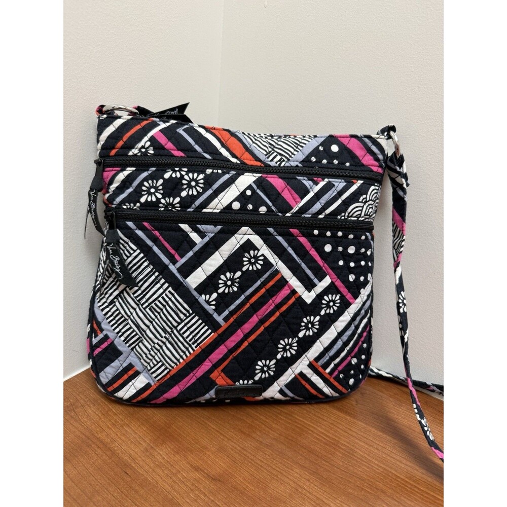 Vera Bradley Northen Stripes Black Pink White Geometric Pattern Crossbody EUC